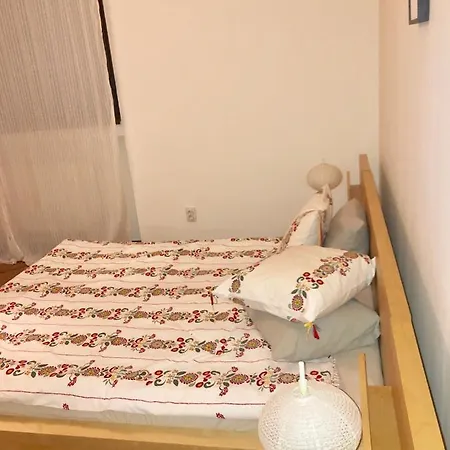 Lägenhet Chic & Central 2 Bedroom Bukarest