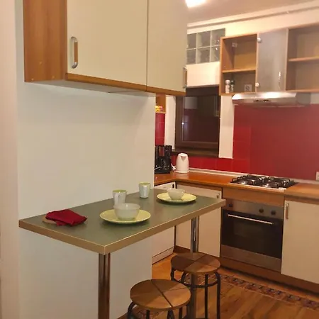 Chic & Central 2 Bedroom Lägenhet Bukarest