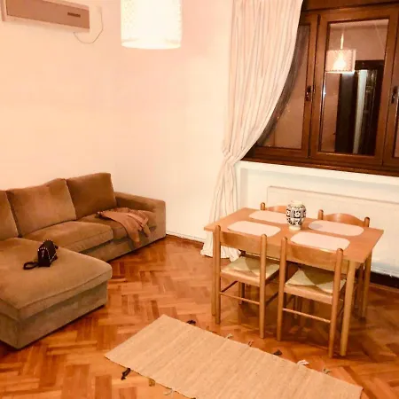 Apartment Chic & Central 2 Bedroom Bukarest