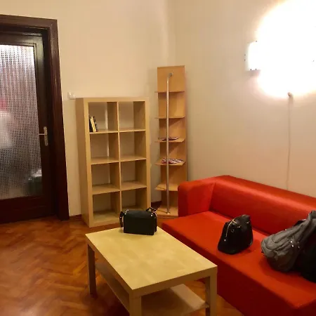 Chic & Central 2 Bedroom * Bukarest