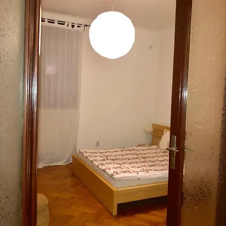 Chic & Central 2 Bedroom Διαμέρισμα *